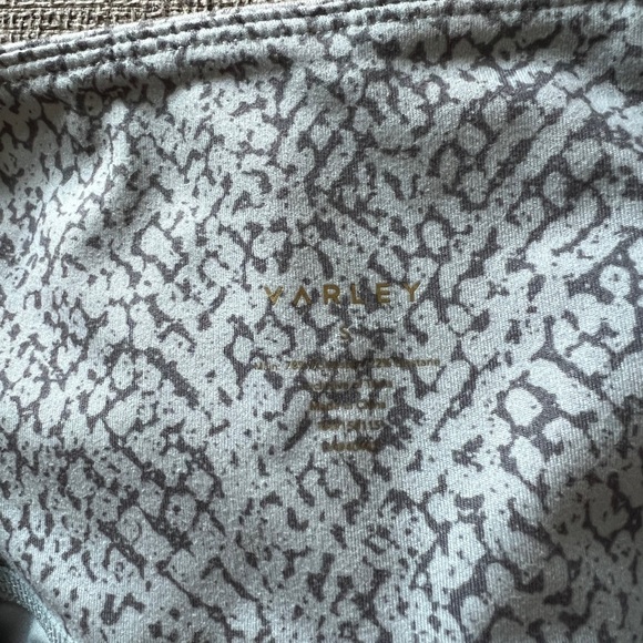 Varley Century 2.0 Tyre leggings in snakeskin print‎ S like new - Picture 7 of 10